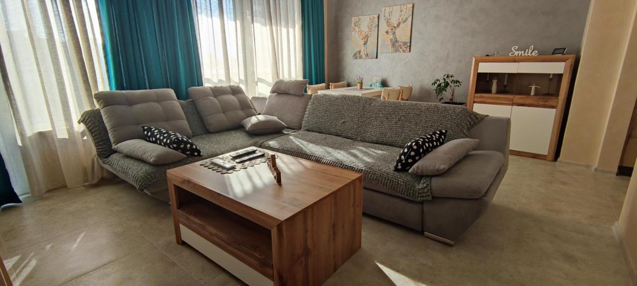 Alisa Apartment Plovdiv Luaran gambar